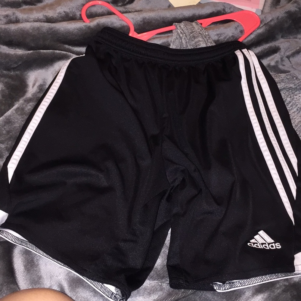 adidas shorts YOUTH LARGE fits like XS